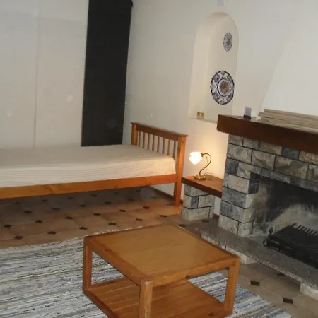 Na Casa Sao Bernardo * Alcobaca